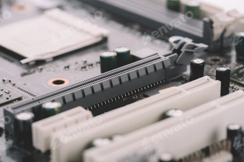 Preview: Standard motherboard with electrolytic capacitors and elements