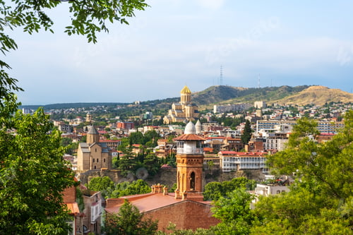 Preview: Tbilisi old town with Jumah Mosque, Metekhi Church and Sameba Cathedral, Georgia