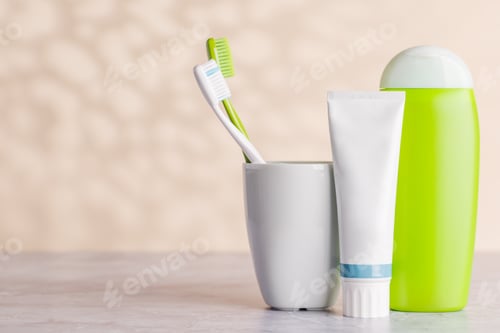 Preview: Toiletry tubes and toothbrushes