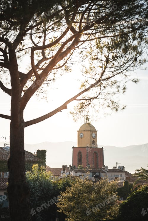 Preview: Saint-Tropez the clock tower