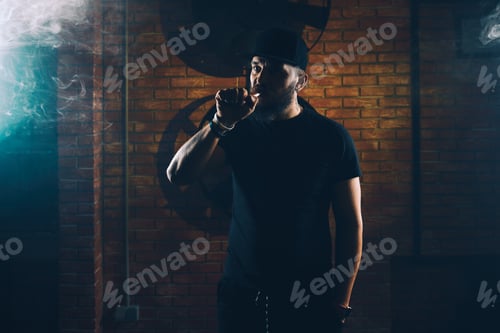 Preview: Man vaping an electronic cigarette
