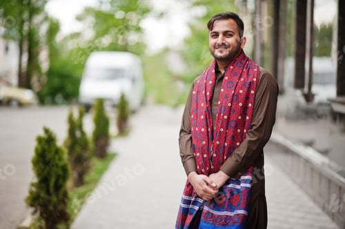 Preview: Pakistani pathan man wear traditional clothes.