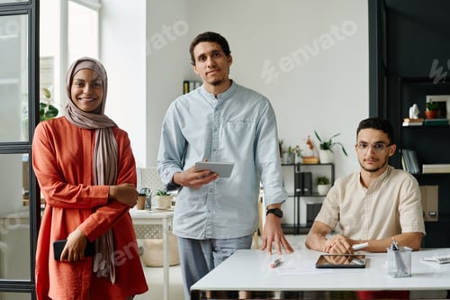 Preview: Team of young intercultural economists
