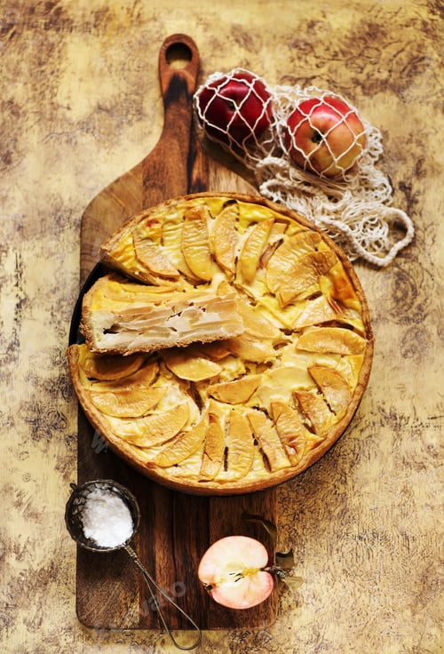 Preview: Apple pie on a wooden background