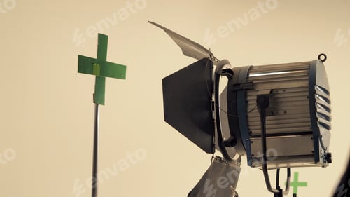 Preview: Big LED studio spotlight and tripod for vdo shooting.