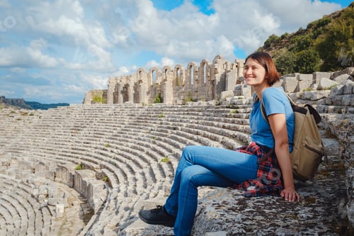 Preview: walk in Antalya Turkey on warm October afternoon, city Perge