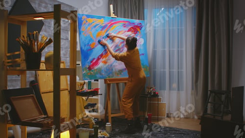 Preview: Painter using fingers