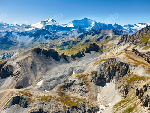 Preview: Aiguille Percee near Tignes Ski resort, France