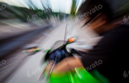 Preview: Speed motorcycling