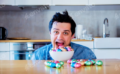 Preview: Funny man with Easter eggs