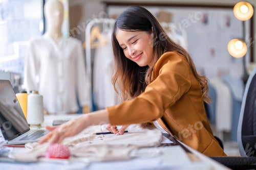 Preview: Young professional clothes fashion designer