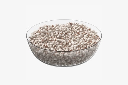 Preview: Glass Bowl Overflowing with Popcorn