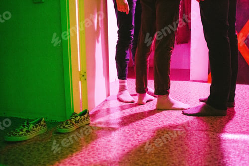 Preview: Party
