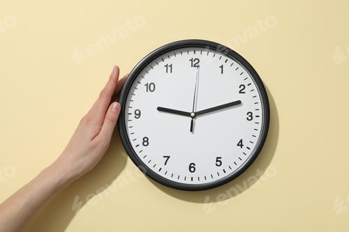 Preview: A round clock on a light background