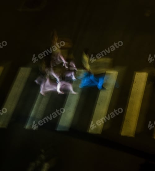 Preview: People walking at night drunk