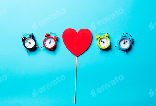 Preview: toy and clocks