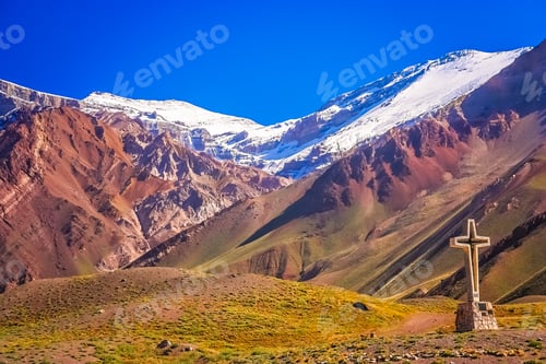 Preview: Cross in the argentinian Andes