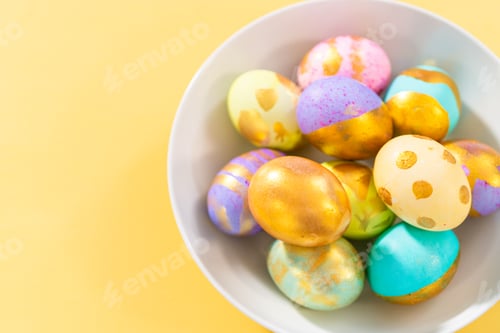 Preview: Easter eggs