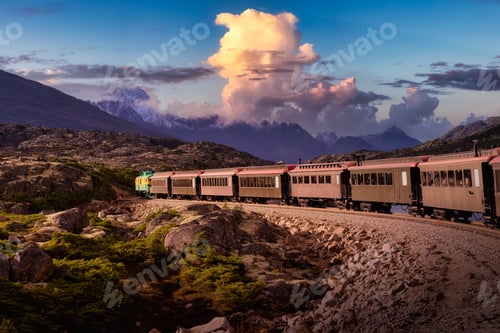 Preview: Old Historic Railroad Train is going over White Pass