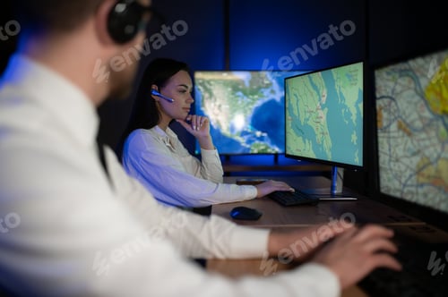 Preview: Team of dispatchers works in the office