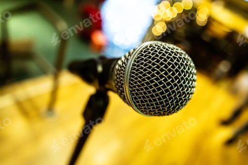 Preview: Selective focus of a microphone