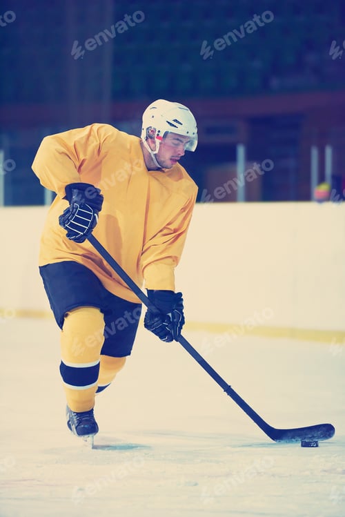 Preview: ice hockey player in action
