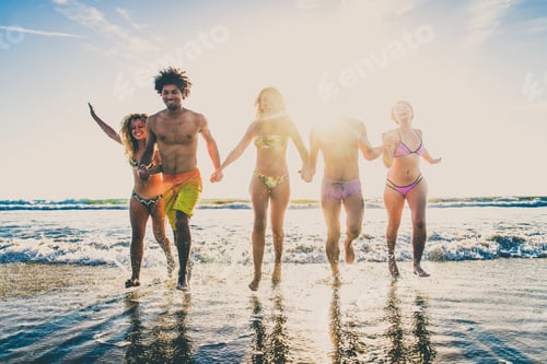 Preview: Friends running on the beach