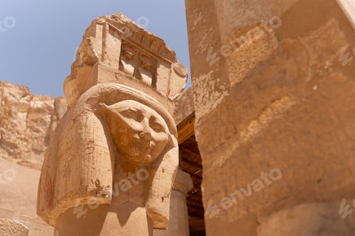 Preview: Statue of a face in the Temple of Hatshepsut
