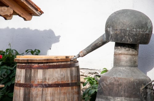 Preview: The equipment of a small-scale distillery