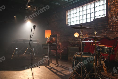 Preview: Shot of a garage studio for rehearsals