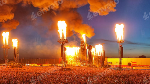 Preview: Fire show
