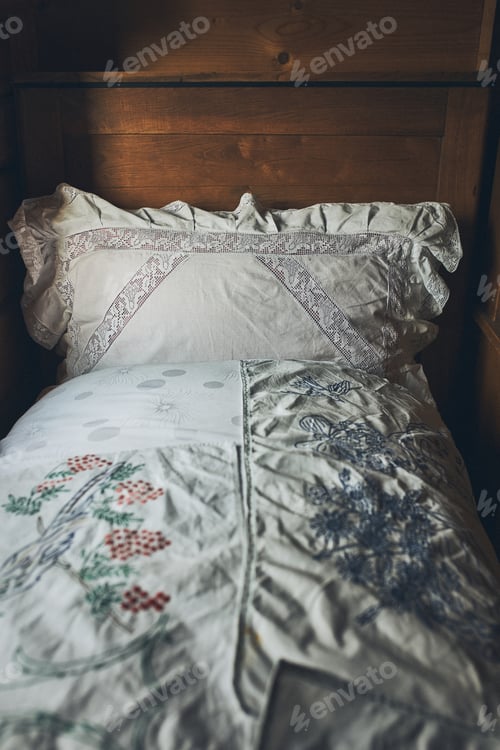 Preview: Rustic bedroom. Country style interior of bedroom