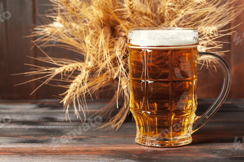 Preview: Glass beer on wood background