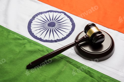 Preview: Indian Flag with Gavel
