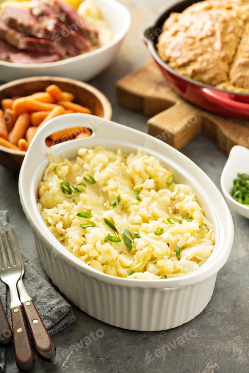 Preview: Colcannon, potatoes and cabbage dish