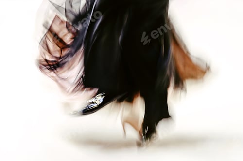 Preview: dancing couple in blurry motion