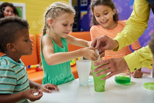 Preview: Kids doing chemical experiment at Birthday party.