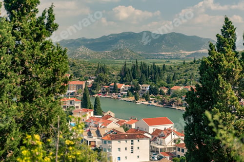 Preview: Inspirational beautiful town and mountains in Croatia