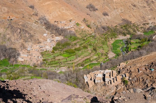 Preview: Berber village at the foot of Tizi n Tamatert, High Atlas Mountains, Morocco, North Africa, Africa