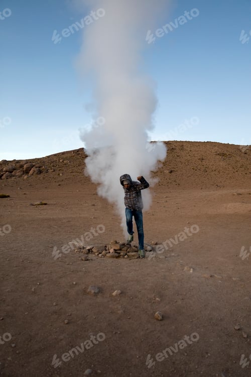 Preview: Geysers Sol de Manana in Bolivia