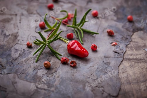 Preview: Red hot chilli peppers, rosemary and salt