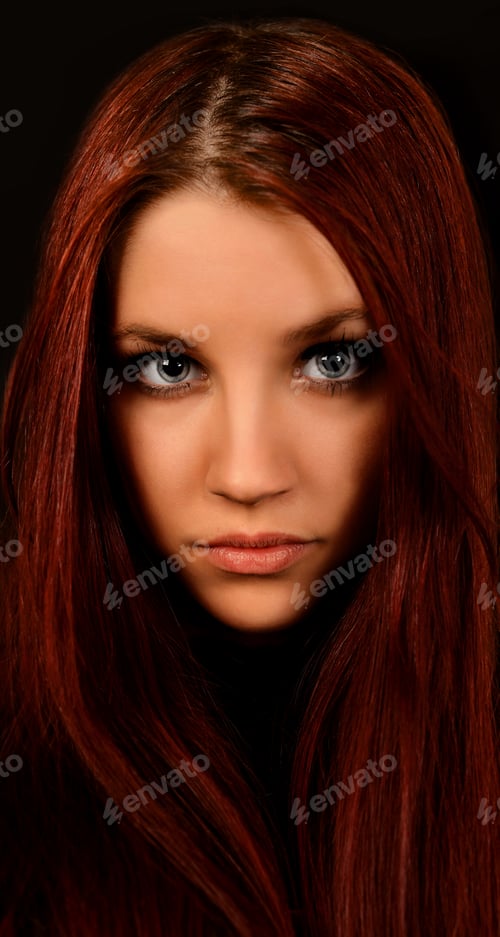 Preview: Glamour Portrait Of Beautiful Woman Model