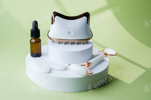 Preview: Electronic facial massager with jade roller gua sha stone and cosmetic dropper bottle