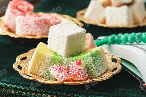 Preview: Close up of a little oriental plate with turkish delights
