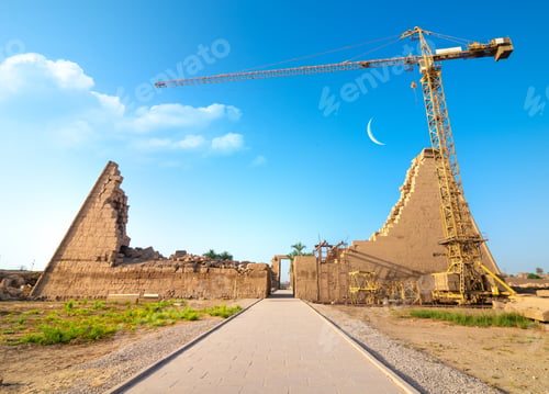 Preview: Egyptian temple in Luxor