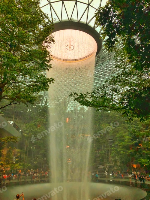 Preview: A tourist friendly indoor waterfall at the changi airport for travelers and locals