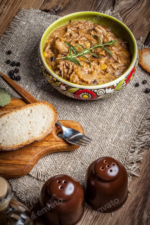 Preview: Bigos - stewed cabbage with meat,dried mushrooms and smoked sausage.