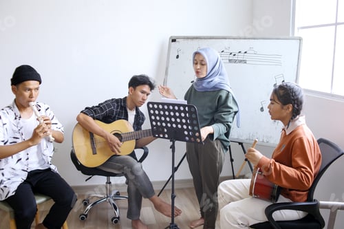 Preview: Music Class