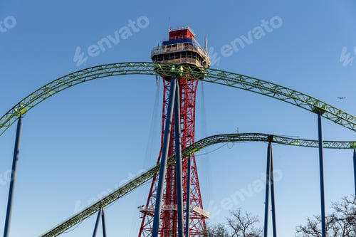Preview: arlington theme park