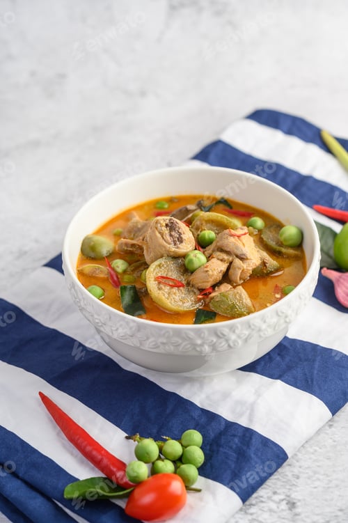 Preview: Spicy chicken stir-fried with thai eggplant.